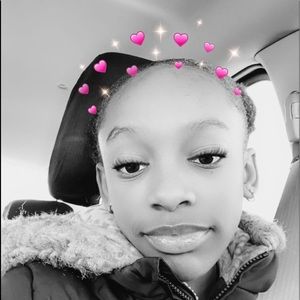 Meet your Posher, Jade